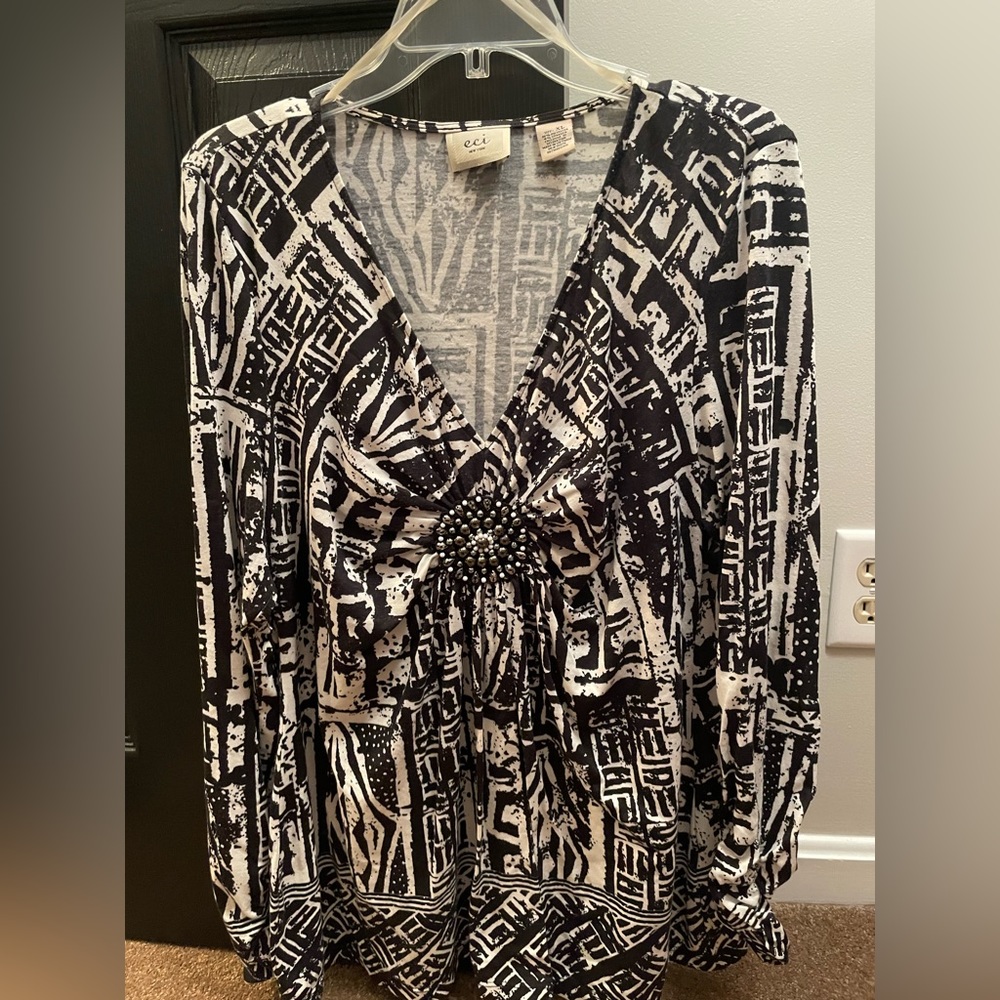 ECI V Cut Blouse